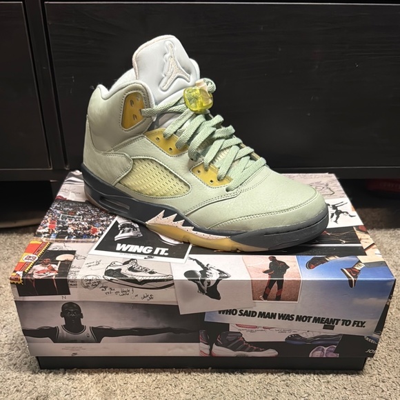 Men’s Size 10 Air Jordan 5 Jade horizon - Picture 2 of 2